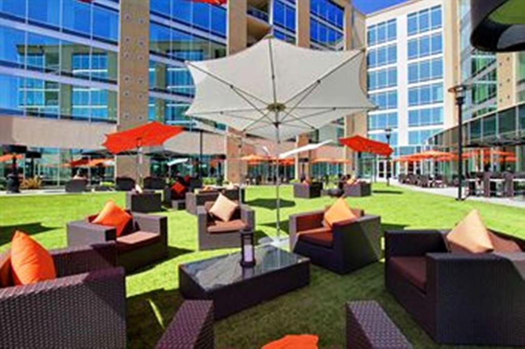 University Plaza Waterfront Hotel Stockton Exterior foto