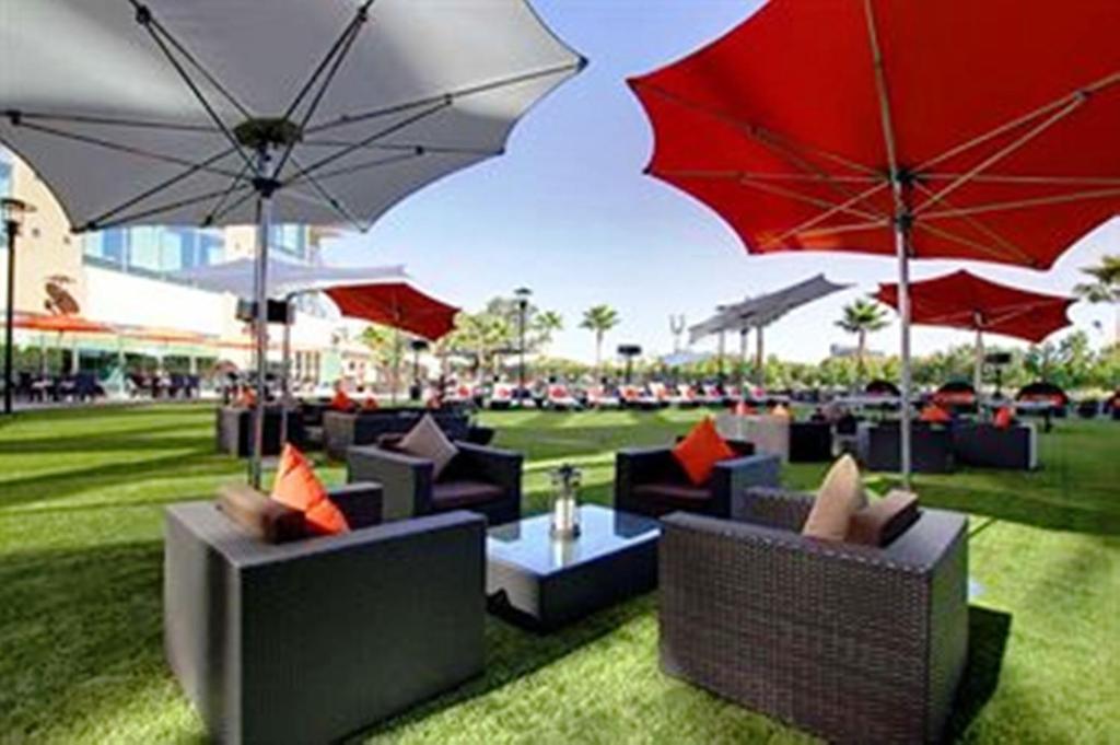 University Plaza Waterfront Hotel Stockton Exterior foto