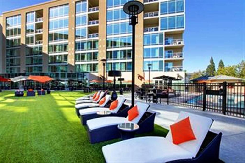 University Plaza Waterfront Hotel Stockton Exterior foto